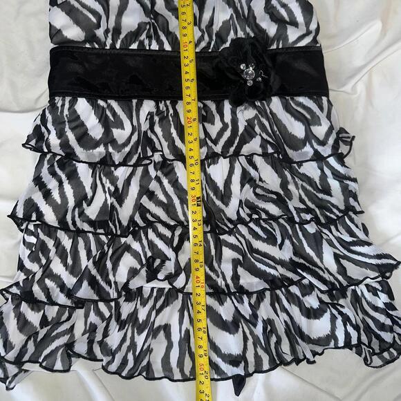 Y2K Zebra Ruffle Halter Top Rework - Picture 4 of 6